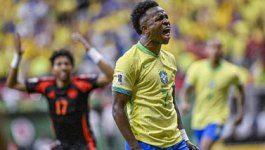 表现出急躁 表现出急躁