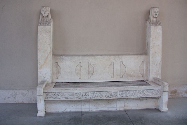 精品消费月亮点纷呈 推动消费市场呈现积极变化.